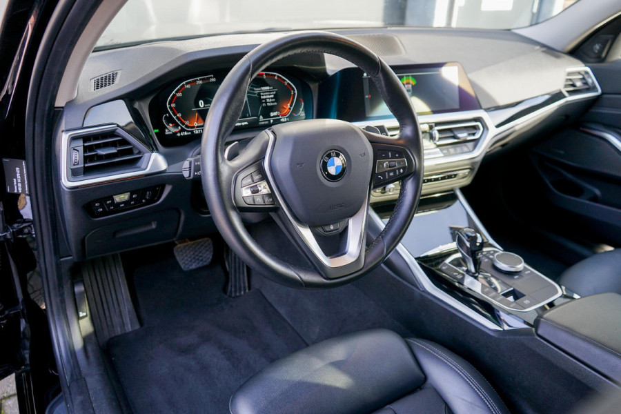 BMW 3 Serie Touring 320d High Executive