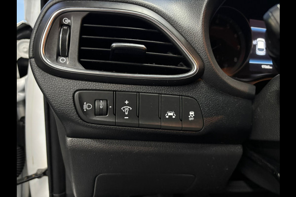 Hyundai i30 1.0 T-GDI Comfort Navi | Clima | Cruise | Camera | DAB+ | PDC