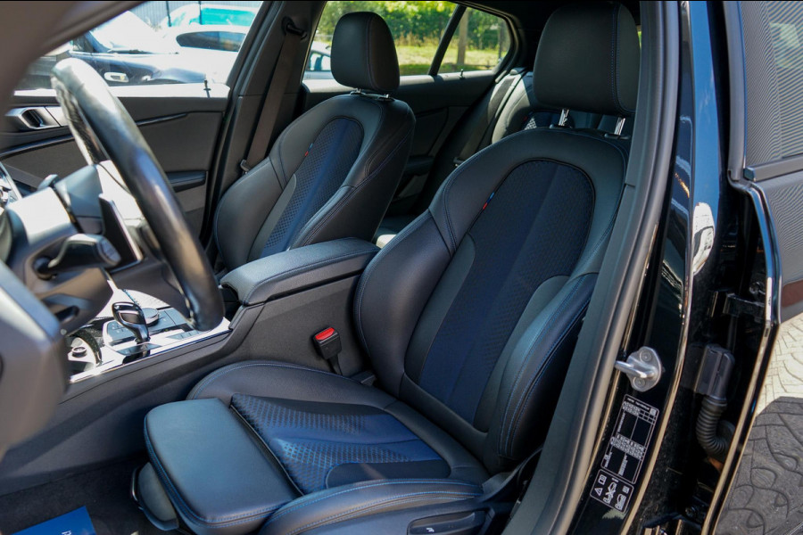 BMW 1-serie M135i xDrive High Executive