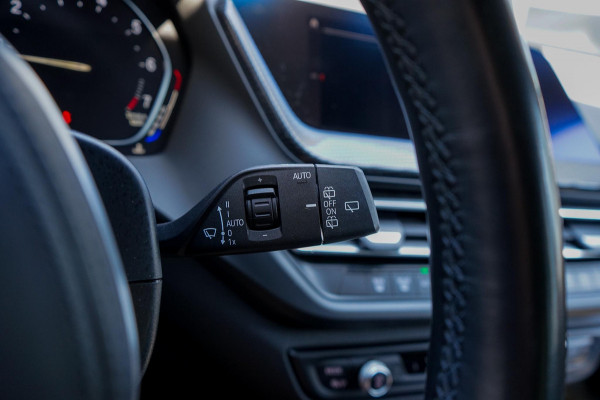 BMW 1-serie M135i xDrive High Executive