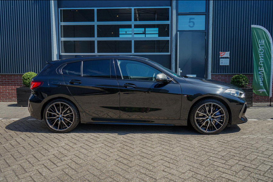 BMW 1-serie M135i xDrive High Executive