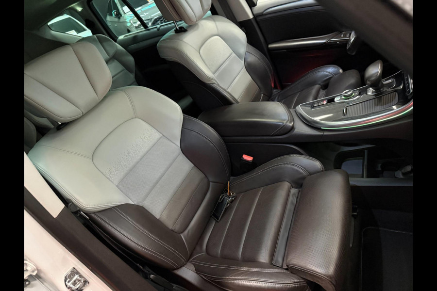 Renault Espace 1.6 TCe Initiale Paris 4 CONTROL PANO/CAM/LEDER/DAB/BOSE/SFEERVERL/ECC/PDC/CRUISE///