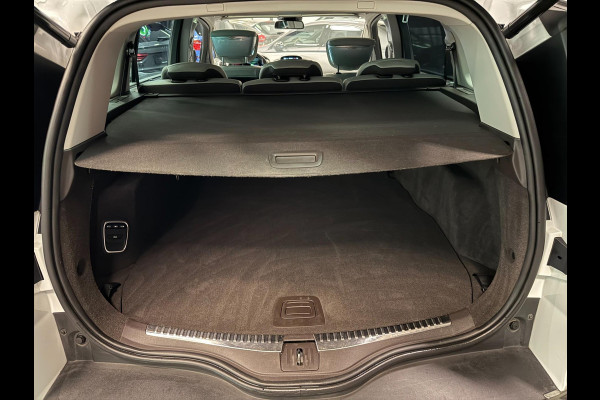 Renault Espace 1.6 TCe Initiale Paris 4 CONTROL PANO/CAM/LEDER/DAB/BOSE/SFEERVERL/ECC/PDC/CRUISE///