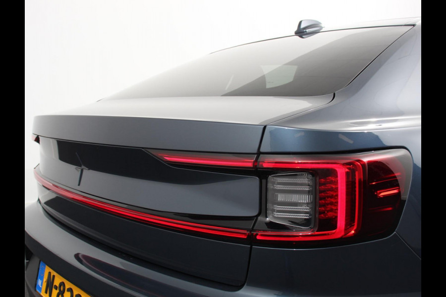 Polestar 2 Standard Range Single Motor 63kWh | Climate control | Cruise control | Panorama dak | Parkeersensoren + Camera | Trekhaak | Voorstoelen verwarmd | Apple Carplay/ Android Auto