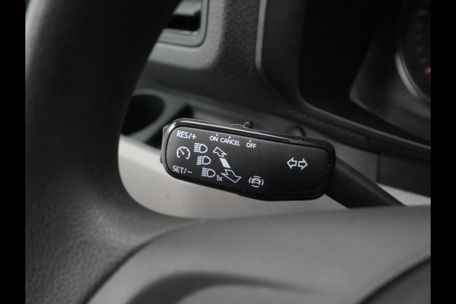 Volkswagen Crafter 30 2.0 TDI L3H2 Trendline Trekhaak Navigatie Carplay Cruise