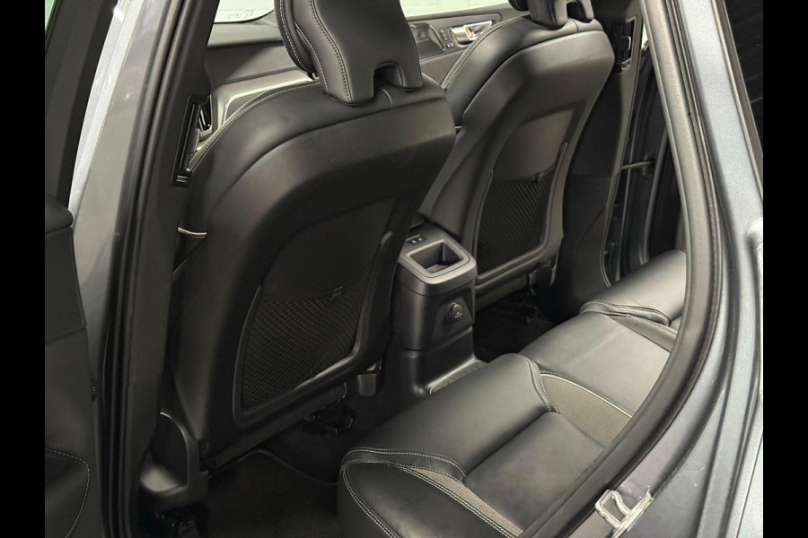 Volvo XC60 2.0 T6 Plug-in hybrid AWD R-Design | Adapt. Cruise control | Trekhaak | Open dak | Stoel-/Stuurwielverwarming