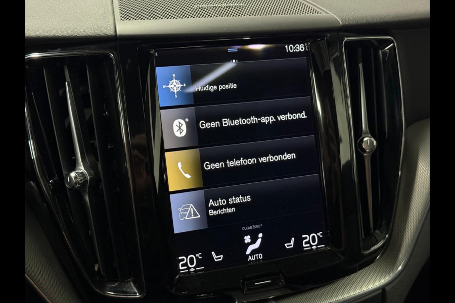 Volvo XC60 2.0 T6 Plug-in hybrid AWD R-Design | Adapt. Cruise control | Trekhaak | Open dak | Stoel-/Stuurwielverwarming