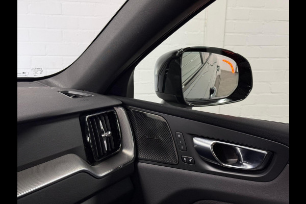 Volvo XC60 2.0 T6 Plug-in hybrid AWD R-Design | Adapt. Cruise control | Trekhaak | Open dak | Stoel-/Stuurwielverwarming