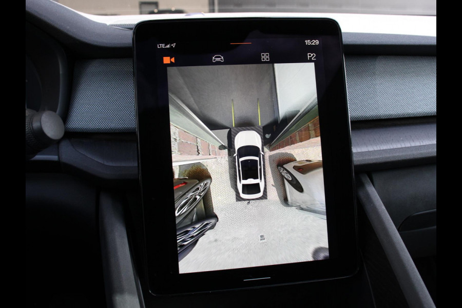Polestar 2 Standard Range Single Motor 63kWh | Climate control | Cruise control | Panorama dak | Parkeersensoren + Camera | Trekhaak | Voorstoelen verwarmd | Apple Carplay/ Android Auto