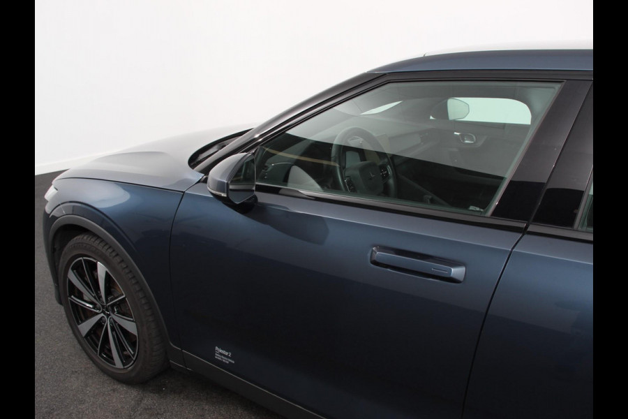 Polestar 2 Standard Range Single Motor 63kWh | Climate control | Cruise control | Panorama dak | Parkeersensoren + Camera | Trekhaak | Voorstoelen verwarmd | Apple Carplay/ Android Auto