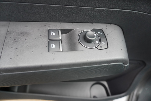 Ford Transit Courier EcoBlue 100PK Trend Nieuw model Airco | Apple cp-Android auto | Trekhaak