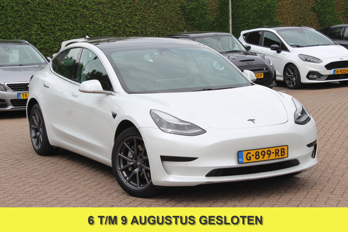 Tesla Model 3 Standard RWD Plus 60 kWh / SoH 90,6% / Autopilot / Panoramadak / Camera / Premium Audio / 18'' / Leder Tesla Model 3 Standard RWD Plus 60 kWh / SoH 90,6% / Autopilot / Panoramadak / Camera / Premium Audio / 18'' / Leder