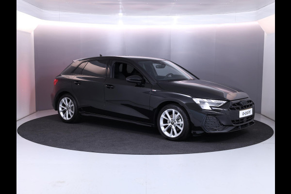 Audi A3 Sportback 35 TFSI S edition 150 pk S-tronic | Verlengde garantie | Navigatie | Parkeersensoren (Park assist) | LED koplampen | S-Line |