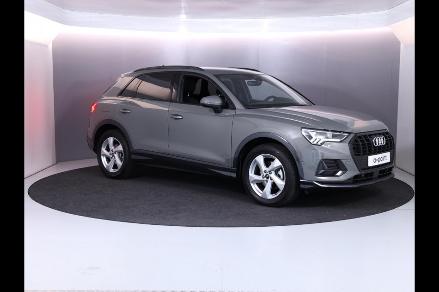 Audi Q3 35 TFSI Advanced Edition 150 pk S-tronic | Verlengde garantie | Navigatie | Parkeersensoren (Park assist) | Achteruitrijcamera | LED koplampen | Stoelverwarming |