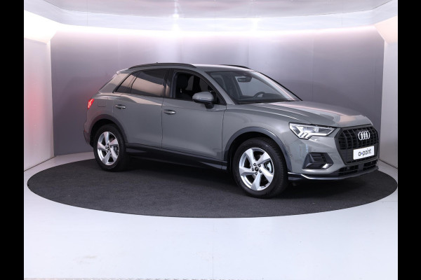 Audi Q3 35 TFSI Advanced Edition 150 pk S-tronic | Verlengde garantie | Navigatie | Parkeersensoren (Park assist) | Achteruitrijcamera | LED koplampen | Stoelverwarming |