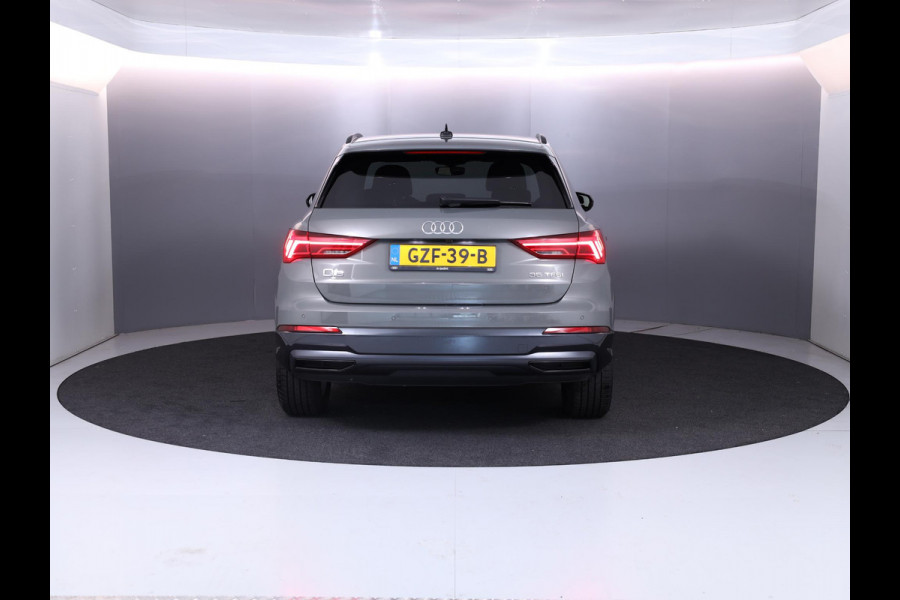 Audi Q3 35 TFSI Advanced Edition 150 pk S-tronic | Verlengde garantie | Navigatie | Parkeersensoren (Park assist) | Achteruitrijcamera | LED koplampen | Stoelverwarming |