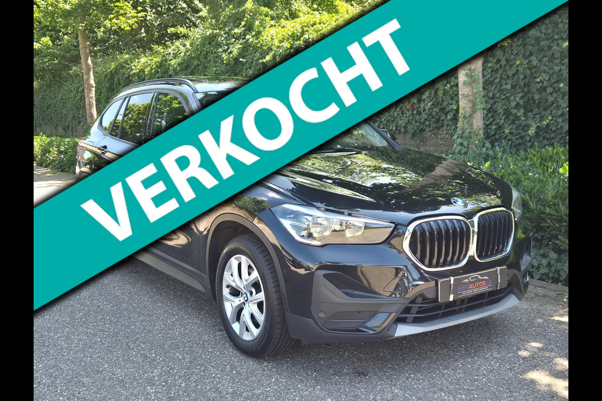 BMW X1 SDrive18i High Executive Edition Panorama Apple CarPlay Pro NAVI DAB+ BMW X1 SDrive18i High Executive Edition Panorama Apple CarPlay Pro NAVI DAB+