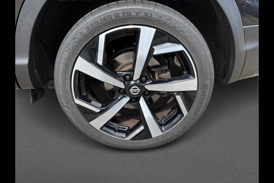Nissan QASHQAI 1.3 DIG-T Tekna + trekhaak 1300kg