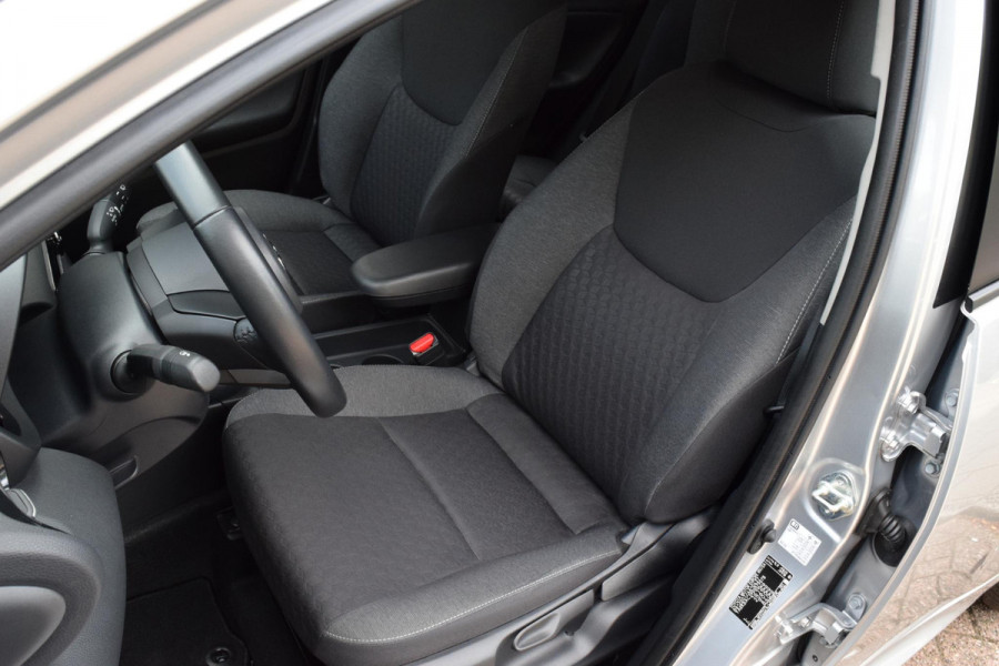 Toyota Yaris 1.5 Hybrid Active|Nav|Cam.|17"|Stoelverw.