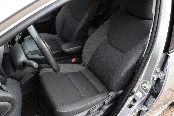 Toyota Yaris 1.5 Hybrid Active|Nav|Cam.|17"|Stoelverw.