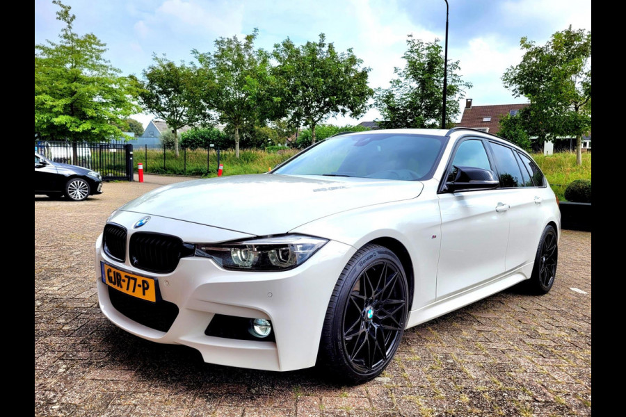 BMW 3 Serie Touring 320i M-Sport, Camera, Alcantara, LED (Dealer-onderhouden) - Keramische coating