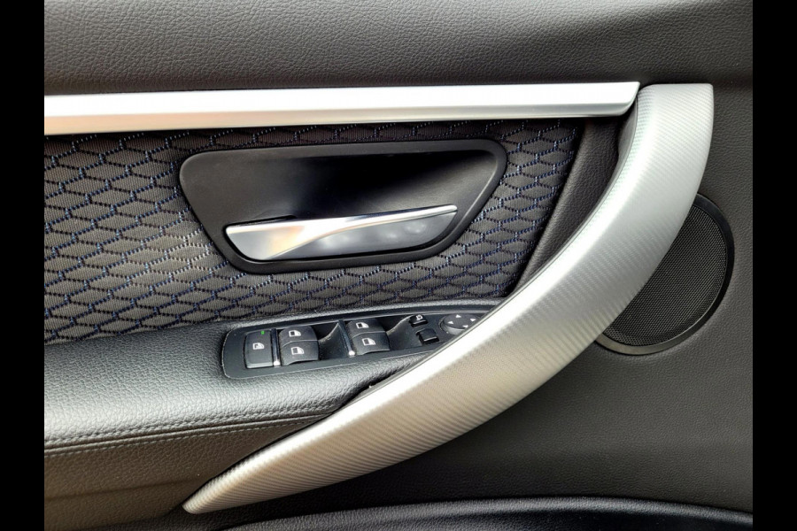 BMW 3 Serie Touring 320i M-Sport, Camera, Alcantara, LED (Dealer-onderhouden) - Keramische coating