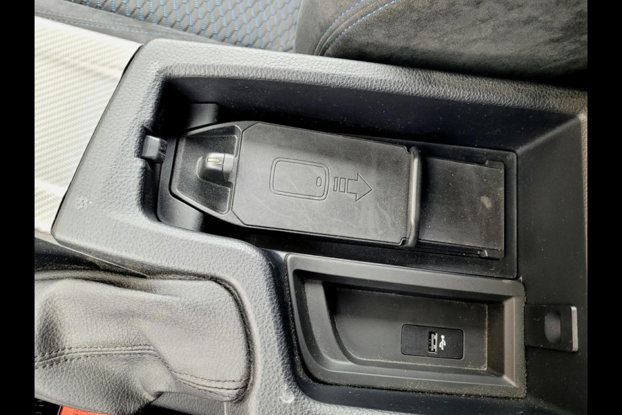 BMW 3 Serie Touring 320i M-Sport, Camera, Alcantara, LED (Dealer-onderhouden) - Keramische coating