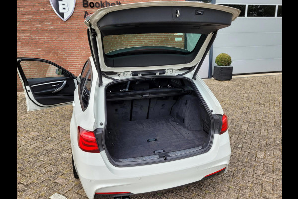 BMW 3 Serie Touring 320i M-Sport, Camera, Alcantara, LED (Dealer-onderhouden) - Keramische coating
