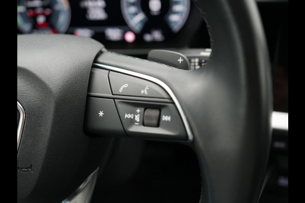 Audi A3 Sportback 45 TFSI e S-Line Plug In Hybrid 245 pk PHEV | Adaptive Cruise | Carplay | Camera | Navigatie | Keyless | Sportstoelen | Dode Hoek |  Digitale Cockpit |