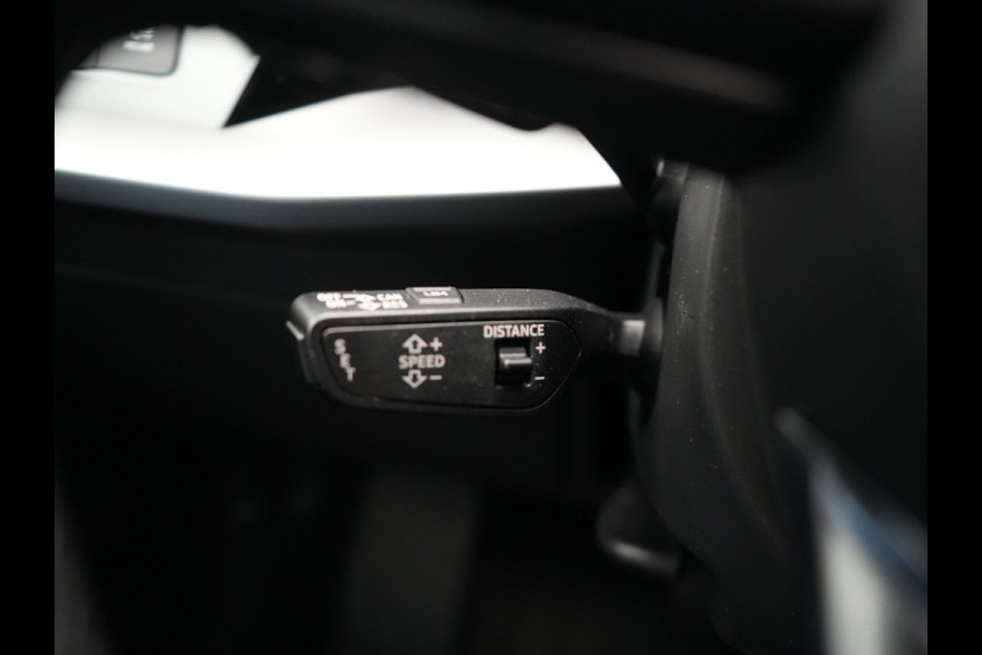 Audi A3 Sportback 45 TFSI e S-Line Plug In Hybrid 245 pk PHEV | Adaptive Cruise | Carplay | Camera | Navigatie | Keyless | Sportstoelen | Dode Hoek |  Digitale Cockpit |