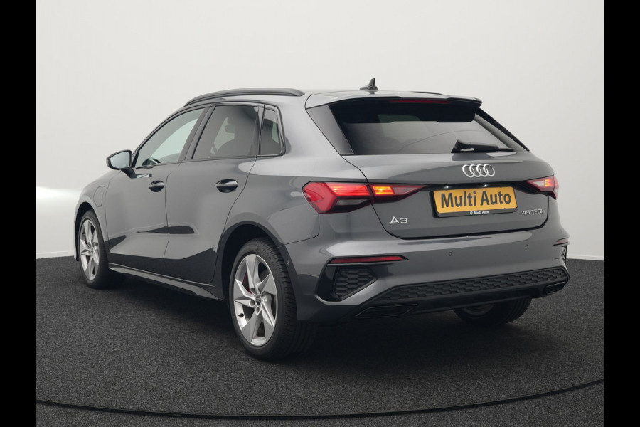 Audi A3 Sportback 45 TFSI e S-Line Plug In Hybrid 245 pk PHEV | Adaptive Cruise | Carplay | Camera | Navigatie | Keyless | Sportstoelen | Dode Hoek |  Digitale Cockpit |