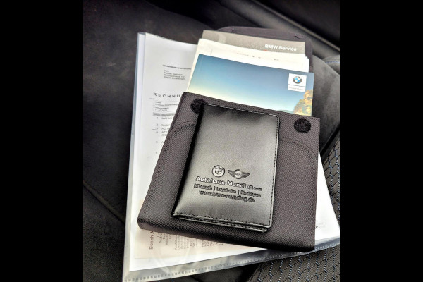 BMW 3 Serie Touring 320i M-Sport, Camera, Alcantara, LED (Dealer-onderhouden) - Keramische coating