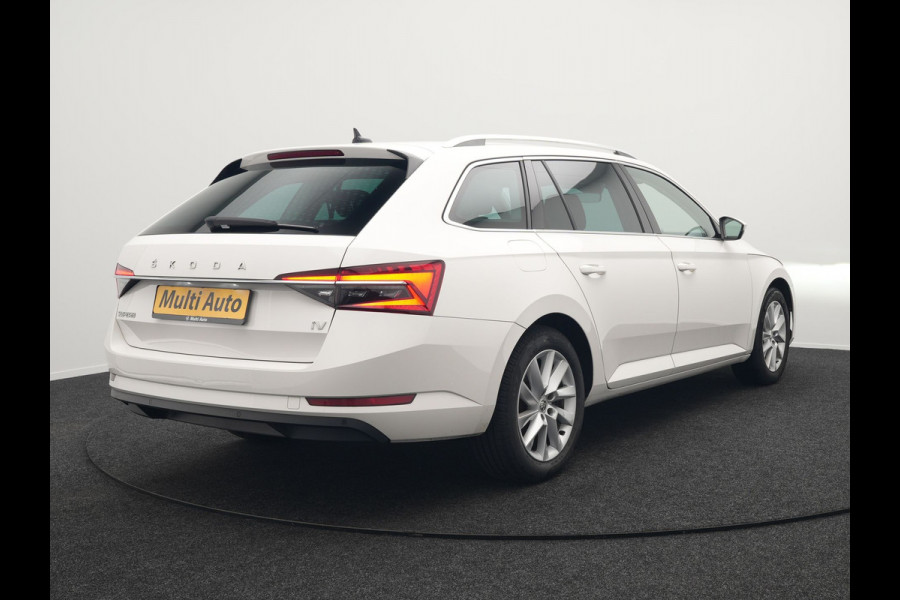Škoda Superb 1.4 TSI iV Business Edition Plus Plug In Hybrid 218pk PHEV | Trekhaak af Fabriek | Adaptive Cruise | Carplay | Electrische Sportstoelen met Memory |  Keyless |  Chrystal Led |