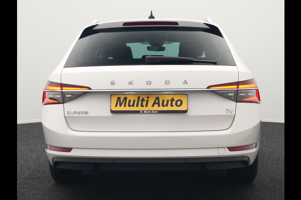 Škoda Superb 1.4 TSI iV Business Edition Plus Plug In Hybrid 218pk PHEV | Trekhaak af Fabriek | Adaptive Cruise | Carplay | Electrische Sportstoelen met Memory |  Keyless |  Chrystal Led |