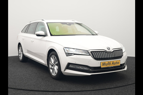 Škoda Superb 1.4 TSI iV Business Edition Plus Plug In Hybrid 218pk PHEV | Trekhaak af Fabriek | Adaptive Cruise | Carplay | Electrische Sportstoelen met Memory |  Keyless |  Chrystal Led |