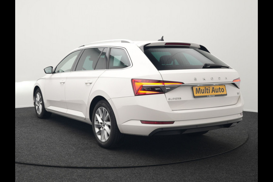 Škoda Superb 1.4 TSI iV Business Edition Plus Plug In Hybrid 218pk PHEV | Trekhaak af Fabriek | Adaptive Cruise | Carplay | Electrische Sportstoelen met Memory |  Keyless |  Chrystal Led |