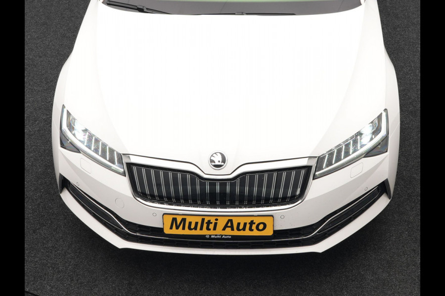 Škoda Superb 1.4 TSI iV Business Edition Plus Plug In Hybrid 218pk PHEV | Trekhaak af Fabriek | Adaptive Cruise | Carplay | Electrische Sportstoelen met Memory |  Keyless |  Chrystal Led |