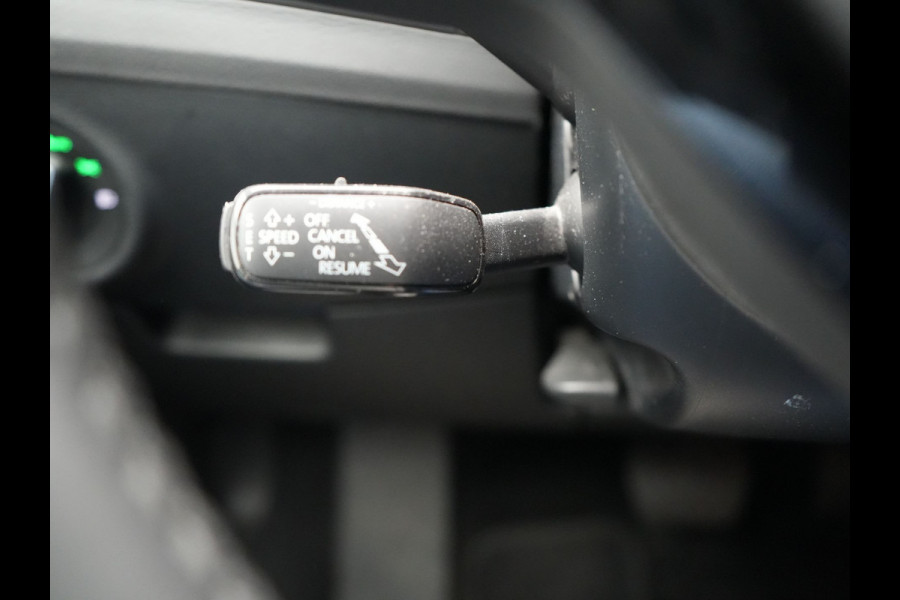 Škoda Superb 1.4 TSI iV Business Edition Plus Plug In Hybrid 218pk PHEV | Trekhaak af Fabriek | Adaptive Cruise | Carplay | Electrische Sportstoelen met Memory |  Keyless |  Chrystal Led |