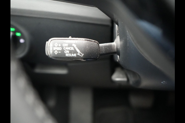 Škoda Superb 1.4 TSI iV Business Edition Plus Plug In Hybrid 218pk PHEV | Trekhaak af Fabriek | Adaptive Cruise | Carplay | Electrische Sportstoelen met Memory |  Keyless |  Chrystal Led |
