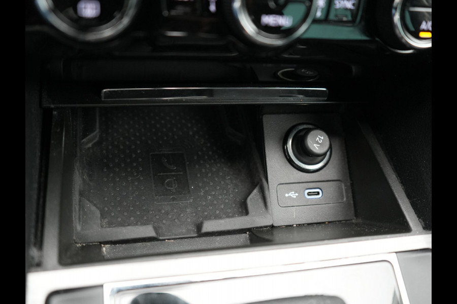 Škoda Superb 1.4 TSI iV Business Edition Plus Plug In Hybrid 218pk PHEV | Trekhaak af Fabriek | Adaptive Cruise | Carplay | Electrische Sportstoelen met Memory |  Keyless |  Chrystal Led |