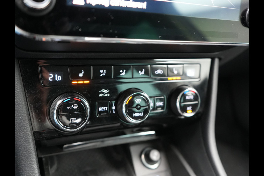Škoda Superb 1.4 TSI iV Business Edition Plus Plug In Hybrid 218pk PHEV | Trekhaak af Fabriek | Adaptive Cruise | Carplay | Electrische Sportstoelen met Memory |  Keyless |  Chrystal Led |