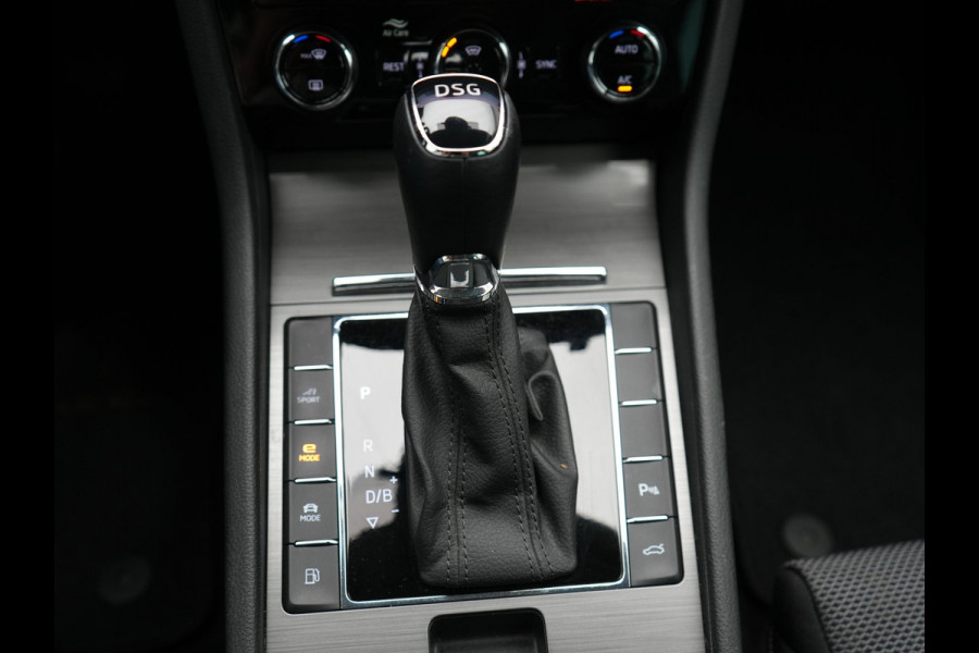 Škoda Superb 1.4 TSI iV Business Edition Plus Plug In Hybrid 218pk PHEV | Trekhaak af Fabriek | Adaptive Cruise | Carplay | Electrische Sportstoelen met Memory |  Keyless |  Chrystal Led |