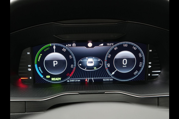 Škoda Superb 1.4 TSI iV Business Edition Plus Plug In Hybrid 218pk PHEV | Trekhaak af Fabriek | Adaptive Cruise | Carplay | Electrische Sportstoelen met Memory |  Keyless |  Chrystal Led |