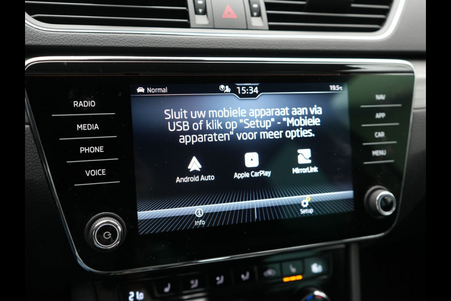 Škoda Superb 1.4 TSI iV Business Edition Plus Plug In Hybrid 218pk PHEV | Trekhaak af Fabriek | Adaptive Cruise | Carplay | Electrische Sportstoelen met Memory |  Keyless |  Chrystal Led |