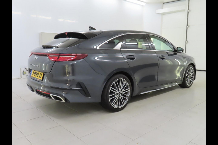 Kia ProCeed 1.4 T-GDI GT-PlusLine Panoramadak Airco ECC Leder/Alcantara Navi Carplay PDC VA + Camera JBL Full LED 18" LM Velgen