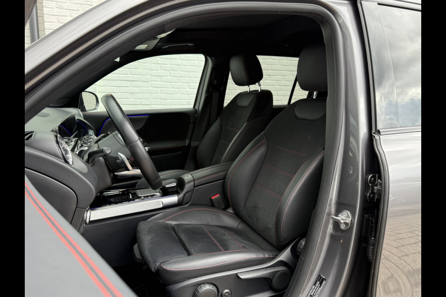 Mercedes-Benz Glb 200 Business Solution AMG | Pano | Trekhaak | ACC | 360* Camera | LED | DAB+ | 19 inch