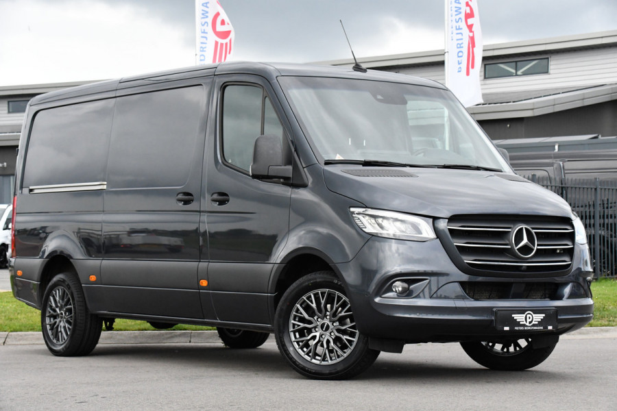 Mercedes-Benz Sprinter 319 1.9 CDI L2H1 RWD PB Edition Full Options! 360 Camera, 3500kg Trekhaak, Cruise, LED, Stoelverwarming, 10,5'' Mbux, 2 x Schuifdeur, Leder, Uniek!