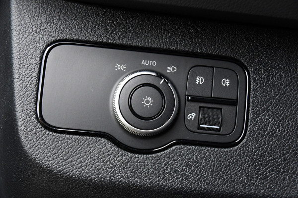 Mercedes-Benz Sprinter 319 1.9 CDI L2H1 RWD PB Edition Full Options! 360 Camera, 3500kg Trekhaak, Cruise, LED, Stoelverwarming, 10,5'' Mbux, 2 x Schuifdeur, Leder, Uniek!