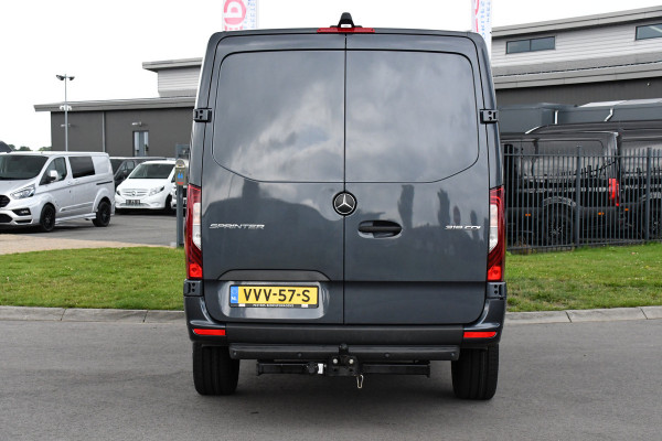 Mercedes-Benz Sprinter 319 1.9 CDI L2H1 RWD PB Edition Full Options! 360 Camera, 3500kg Trekhaak, Cruise, LED, Stoelverwarming, 10,5'' Mbux, 2 x Schuifdeur, Leder, Uniek!
