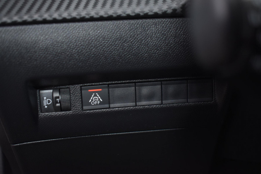 Peugeot 2008 1.2 PureTech Active | Carplay | Cruise | PDC | Incl. garantie